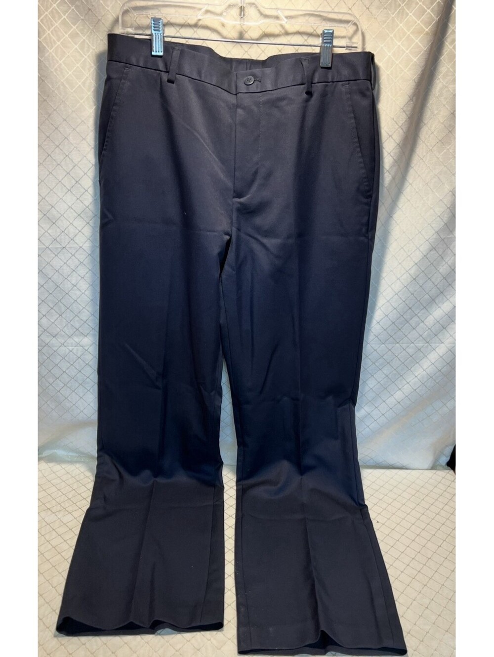 Van Heusen Traveler Men's Navy Classic Fit Slacks Size 32x32